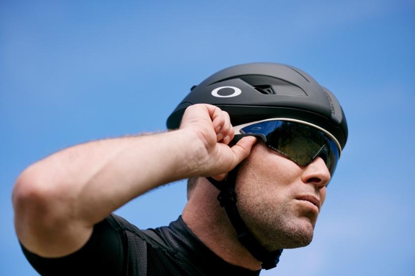 Oakley Meta Vanguard Commande tactile et vocale
