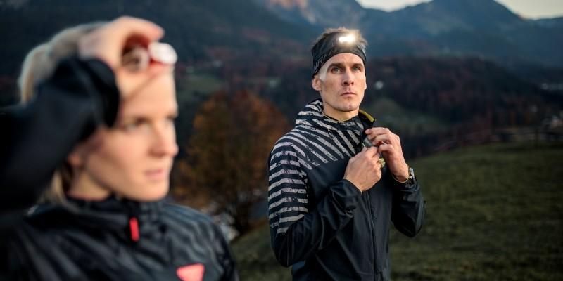 Wintertrail mit Stirnlampe