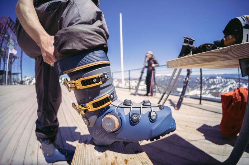 Skischuhe mit BOA-System