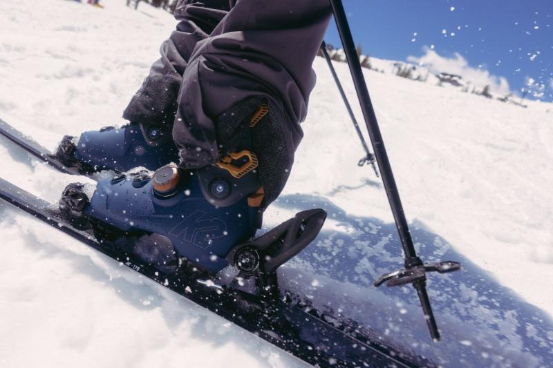 Mit guten Skischuhen Ski fahren