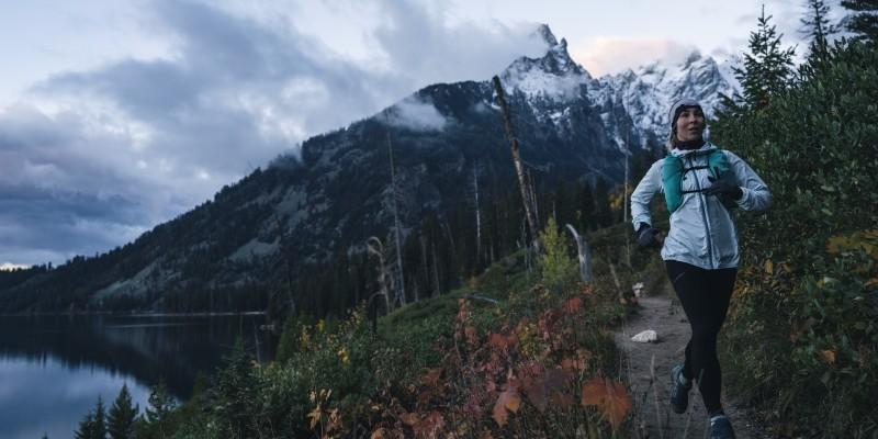 Trailrunning Winterausrüstung Bekleidung für kalte Bedingungen